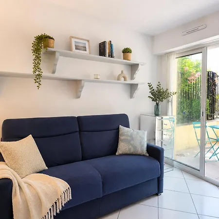 Beachfront In Appartement *